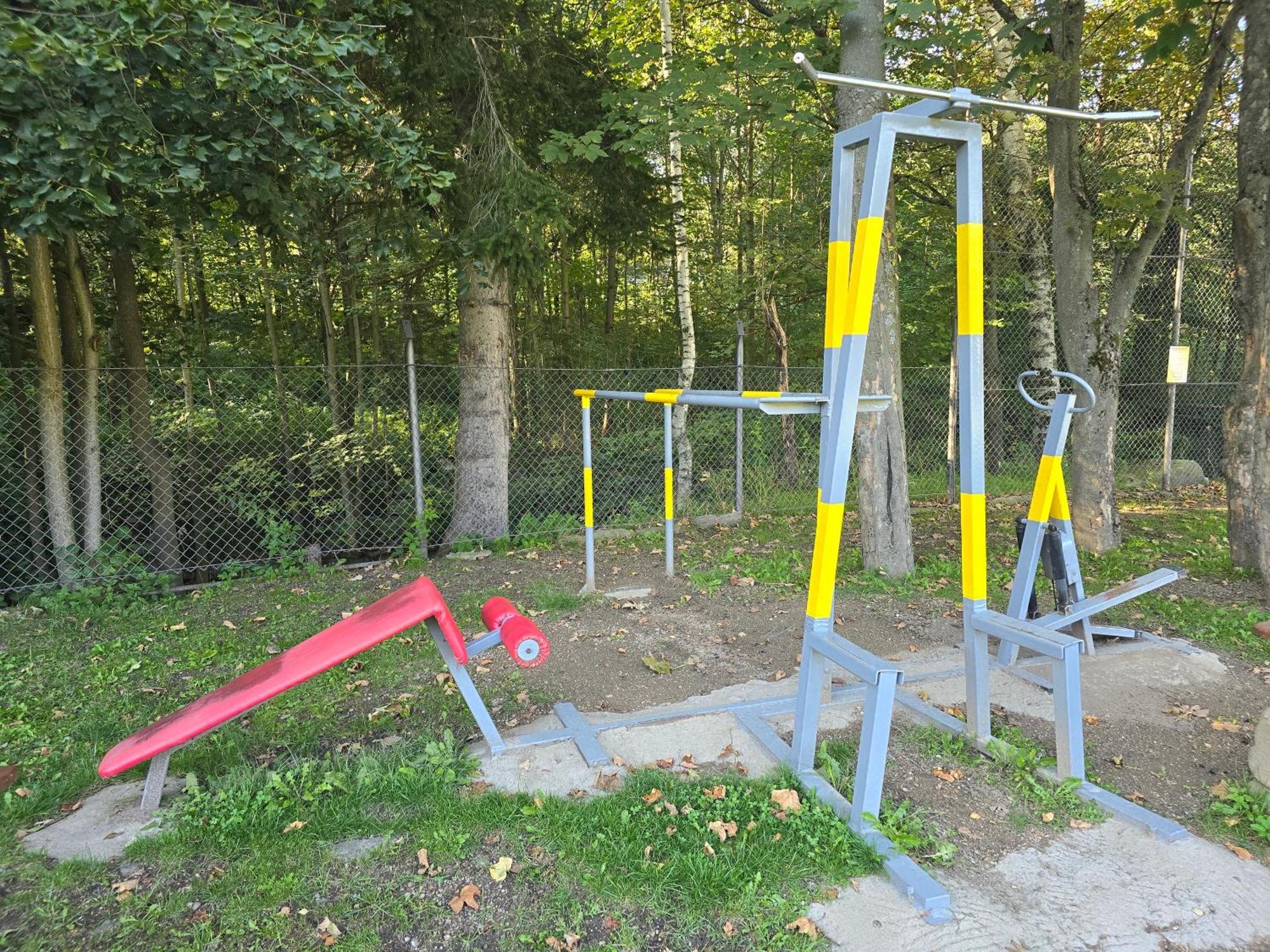 Osrodek Wczasowy Zielona Gospoda Przesieka Exteriör bild